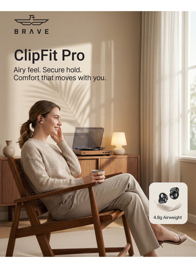 بريف سماعات أذن لاسلكية مفتوحة بلوتوث 6.0، سماعات رياضية مع مشغلات مغناطيسية ثلاثية النواة، محرك نبض الجهير العميق، تقنية تركيز الصوت العصبي للمكالمات، مصفوفة ميكروفون مزدوجة 360° لالتقاط الصوت، ملاءمة مريحة بوسادة هوائية، مقاومة للماء ومقاومة للعرق، بطارية طويلة العمر، زمن استجابة منخفض للغاية، صوت اتجاهي، سماعات مكالمات بدون استخدام اليدين للرياضة والجري والنادي وركوب الدراجات والأنشطة الخارجية – أسود - Image 2